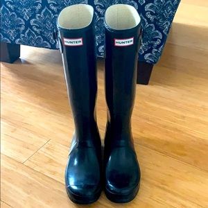 Hunter Tall Original Gloss Rain Boots